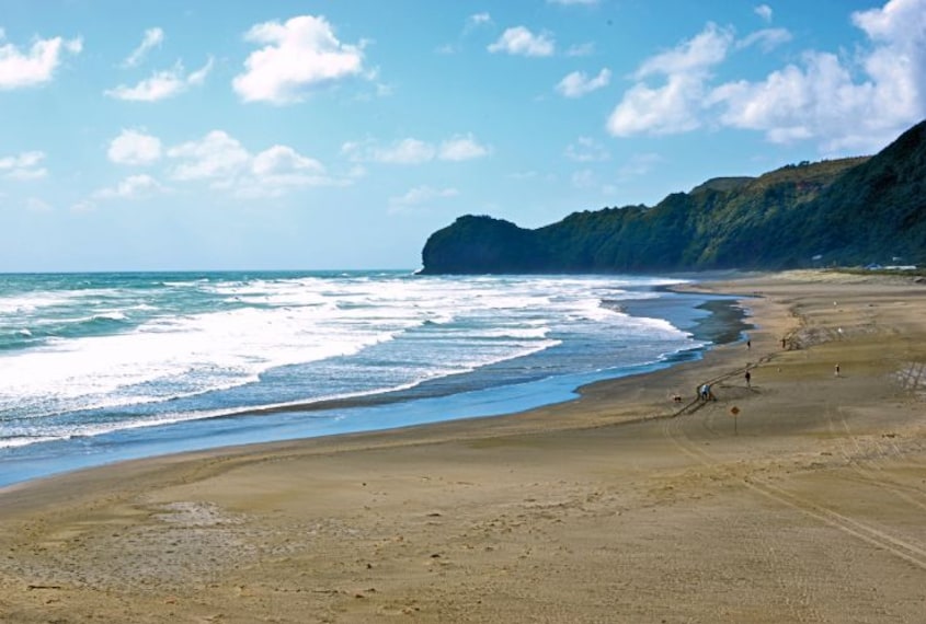 Piha Beach-3